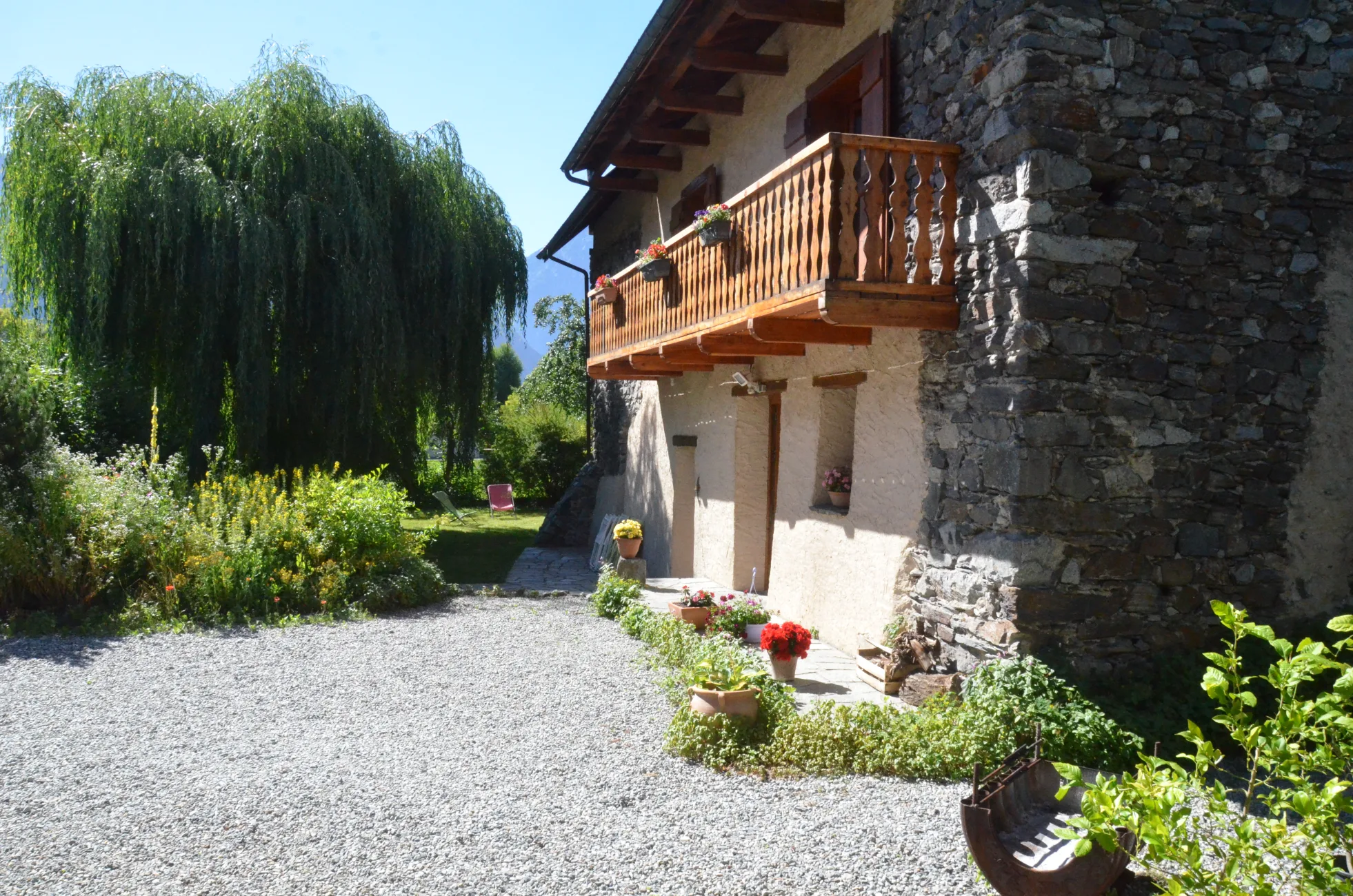 Les balcons de "Famille Marmottes" et de "Lys Oranger".